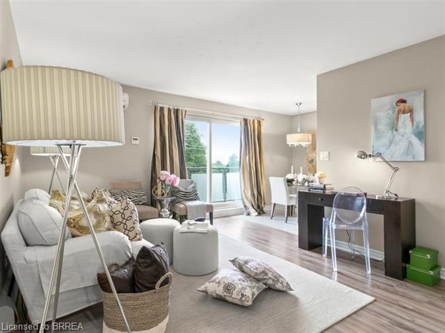 303 - 200 Charlton Avenue E, Hamilton 4