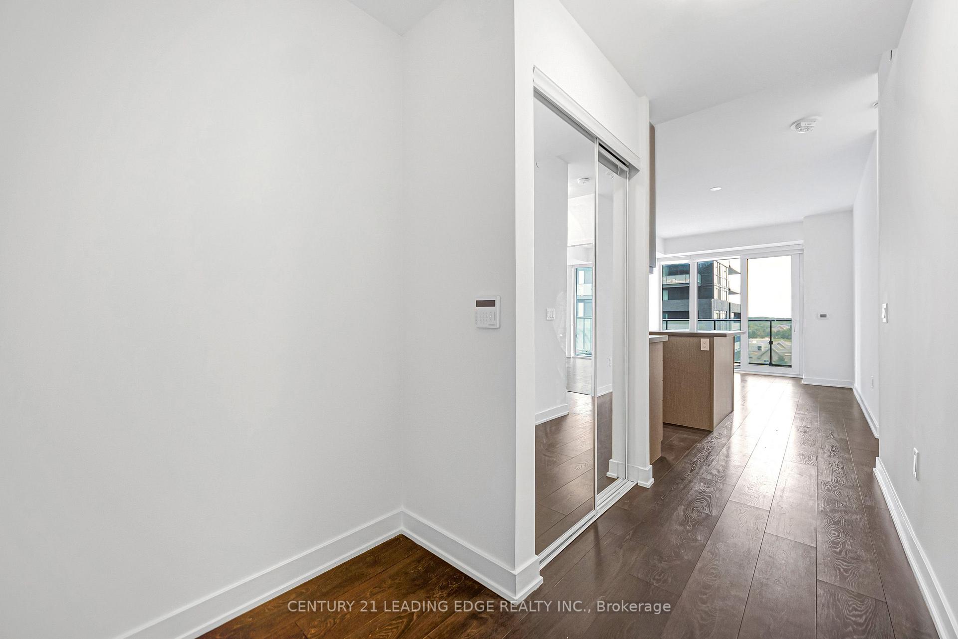 707 - 95 Oneida Crescent, Richmond Hill 4