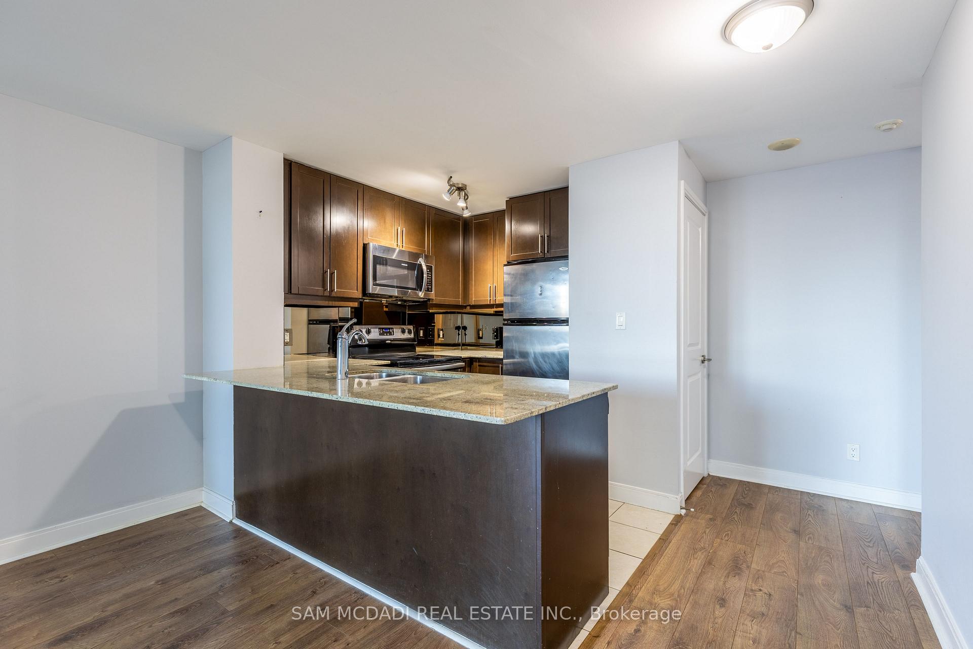 310 - 70 Absolute Avenue, Mississauga 4