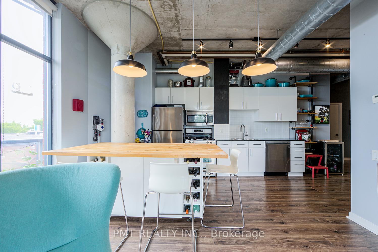 311 - 369 Sorauren Avenue, Toronto 5
