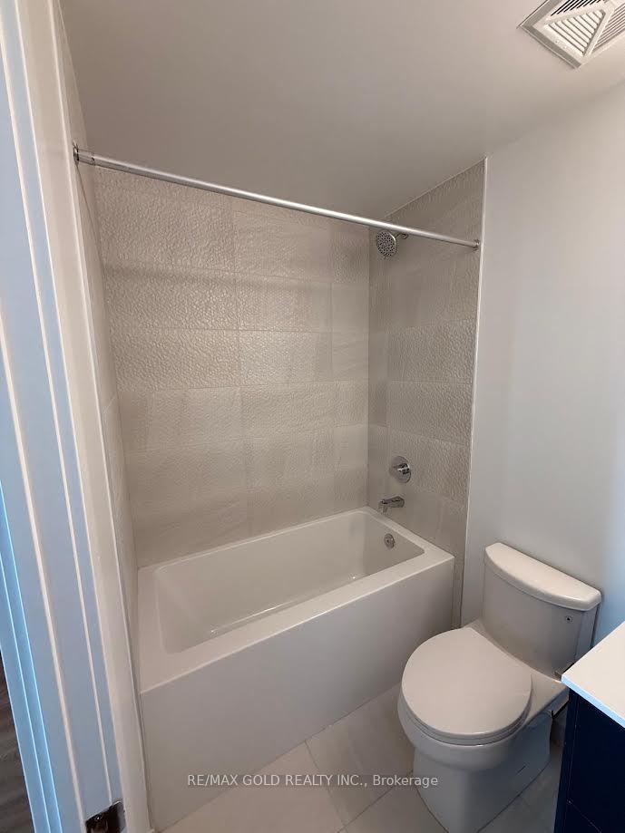 2502 - 5105 Hurontario Street, Mississauga 5