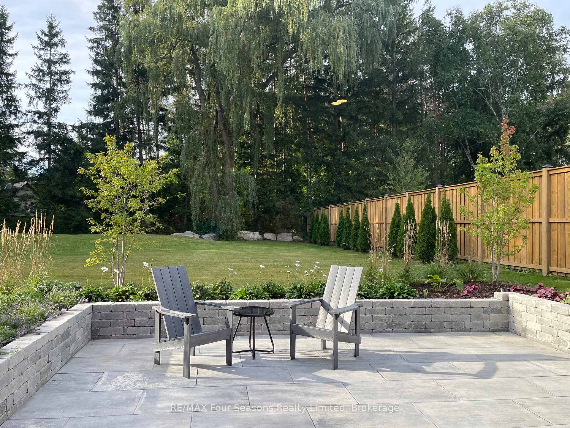 37B SILVERCREEK Drive, Collingwood 5