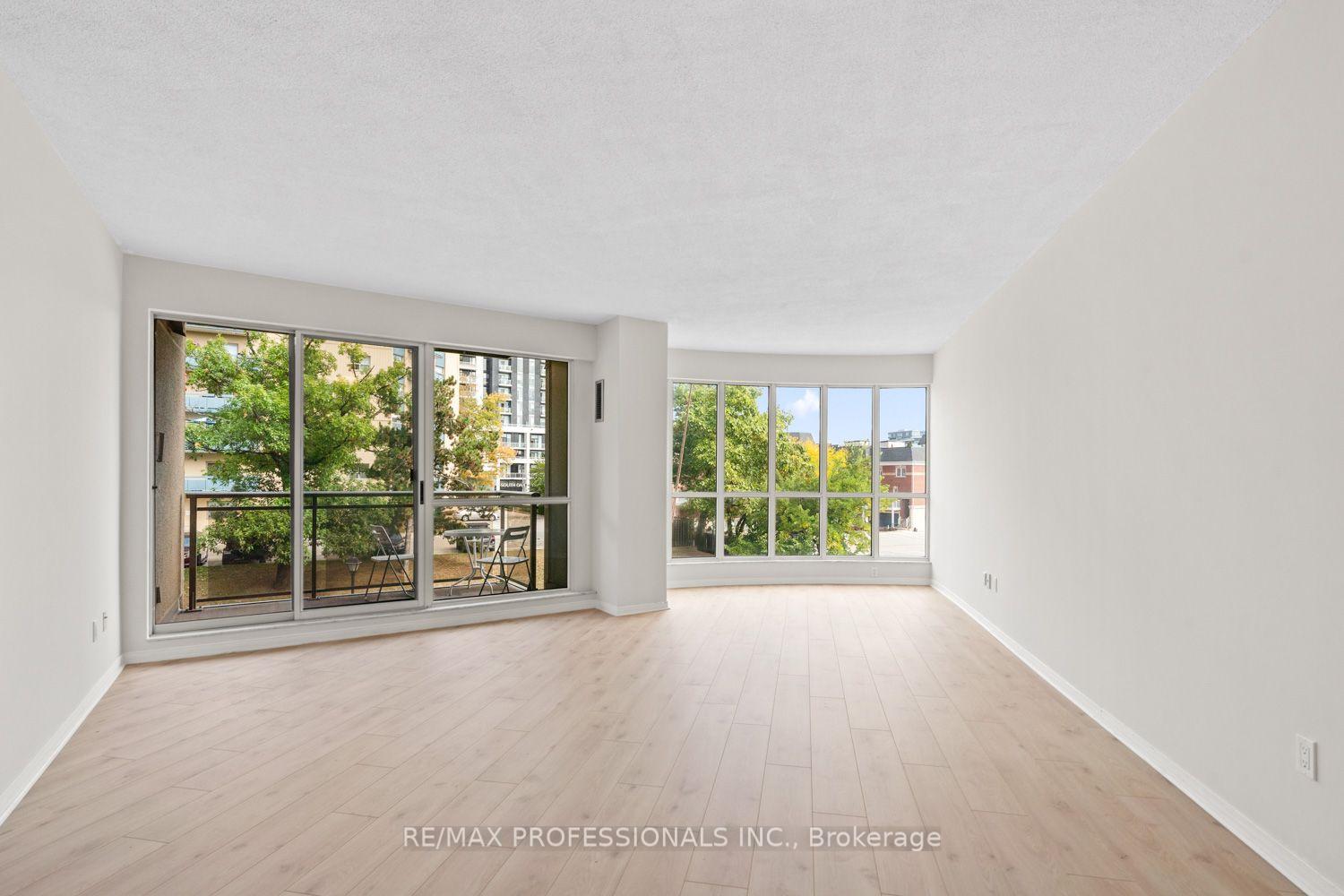 311 - 2511 Lakeshore Road W, Oakville 4