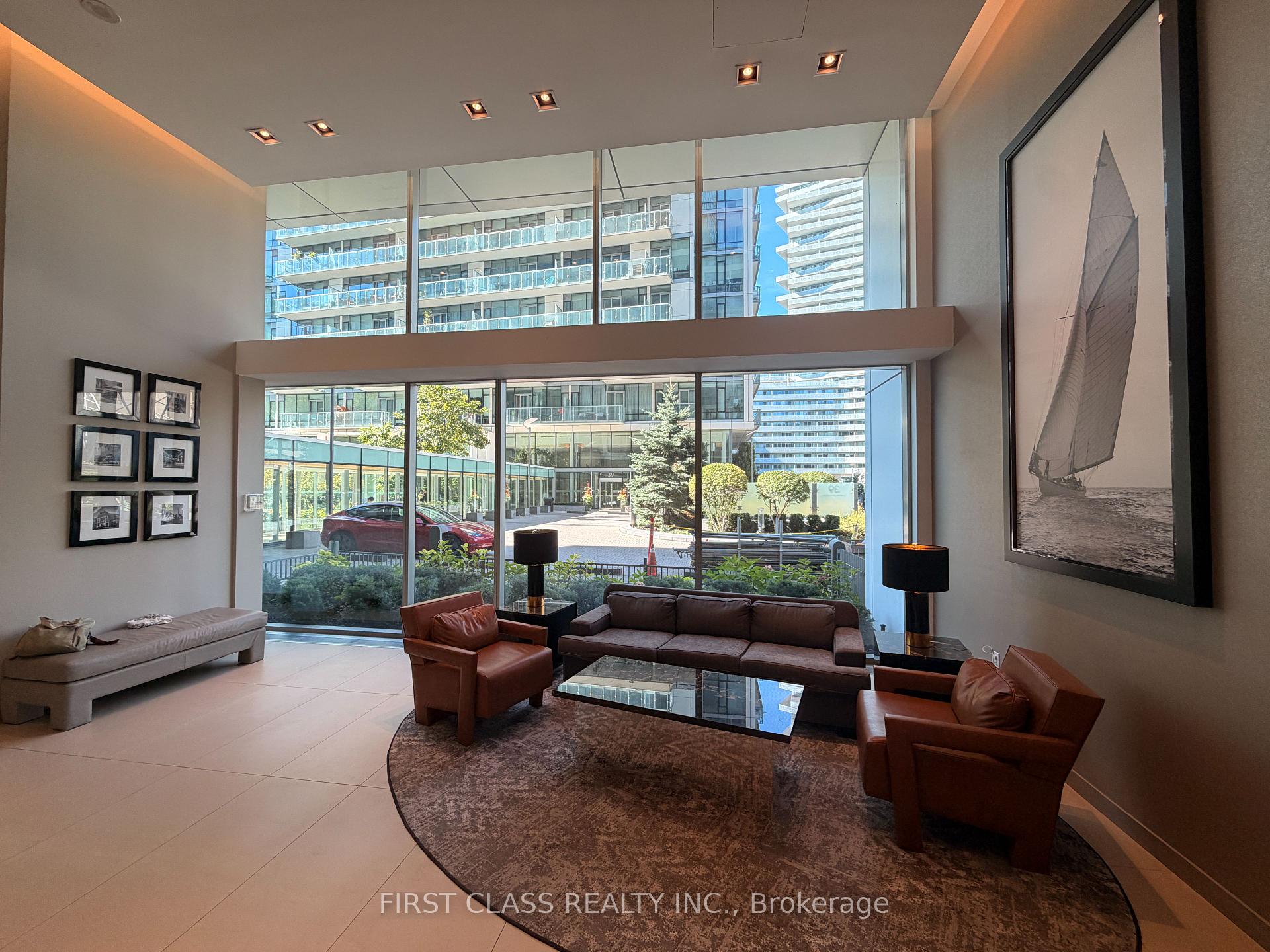 625 - 39 Queens Quay E, Toronto 5