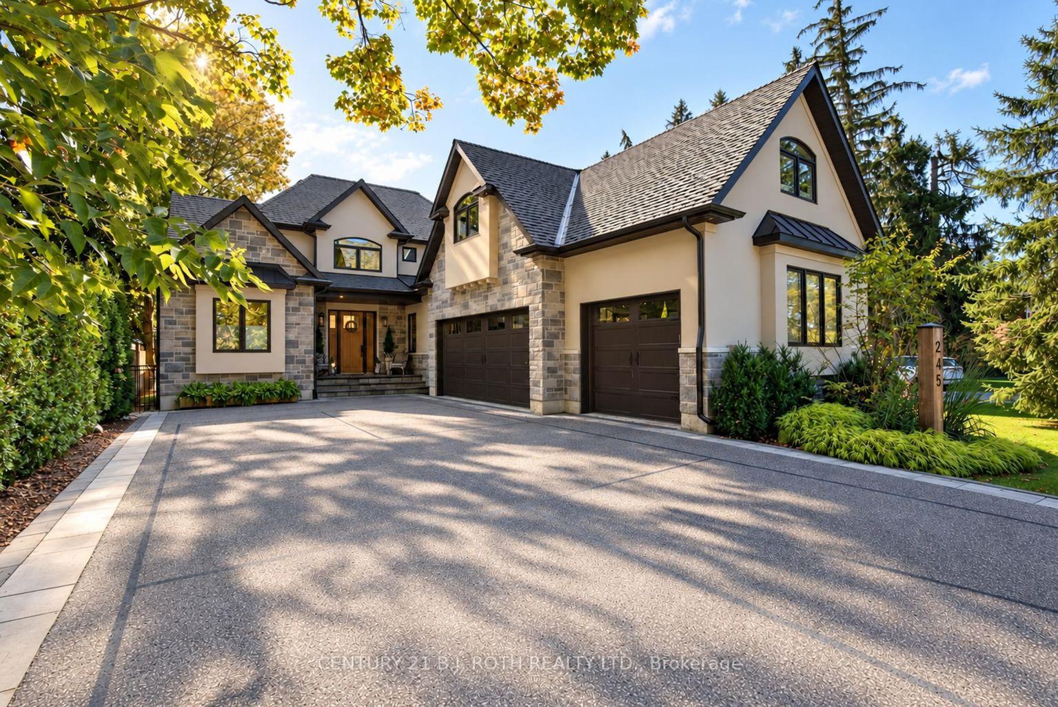 245 SUNNYBRAE Avenue Innisfil Ontario Canada Sale residential Mark Mizzoni Metropark Realty Inc., Brokerage. 