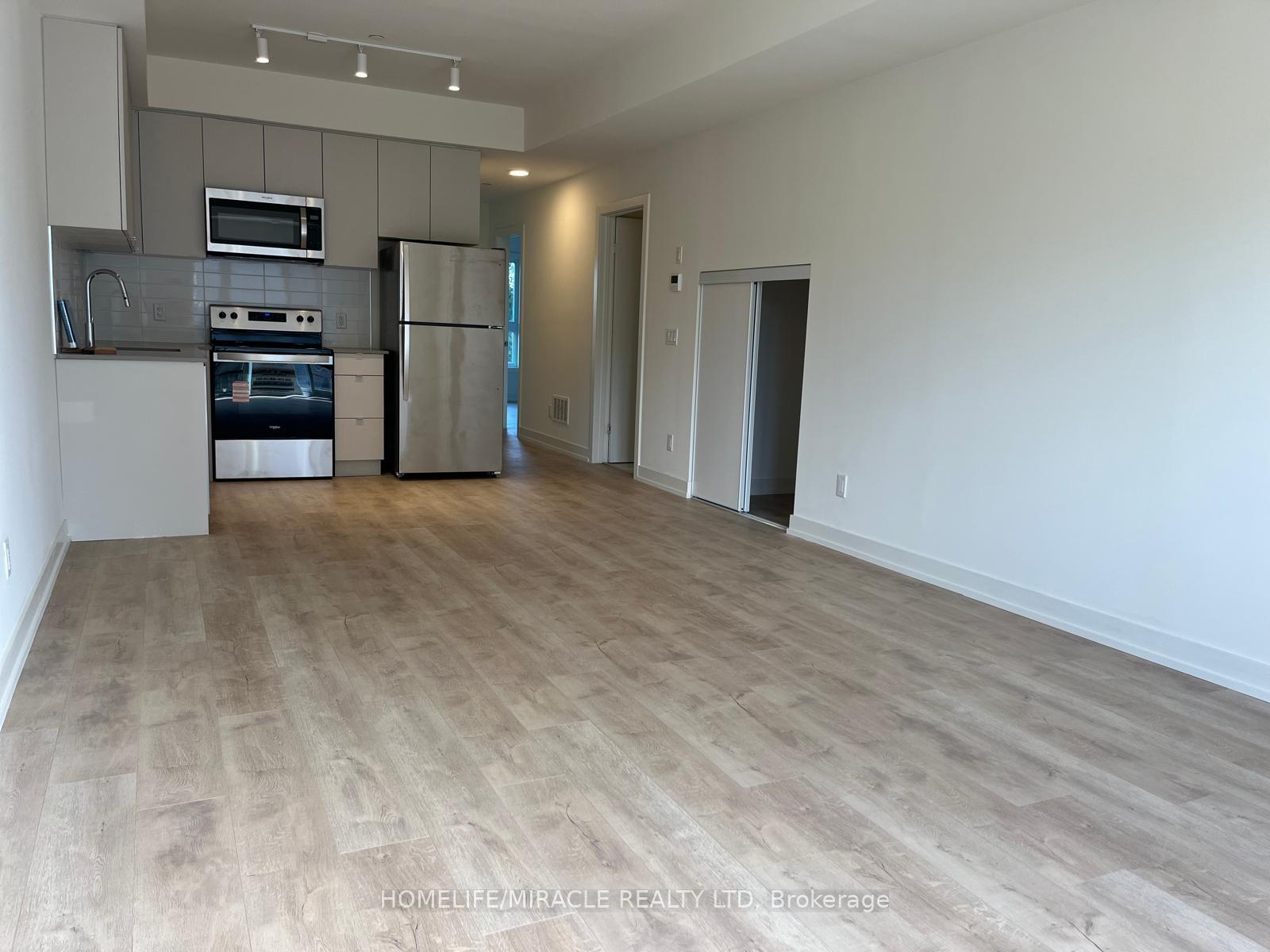 209B - 16 Melbourne Avenue, St. Catharines 3