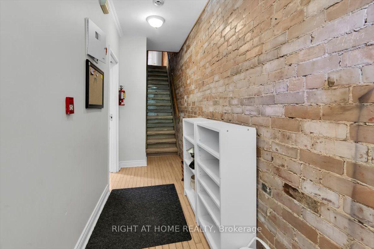2nd & 3rd Floor - 182 Mutual Street, Toronto 4