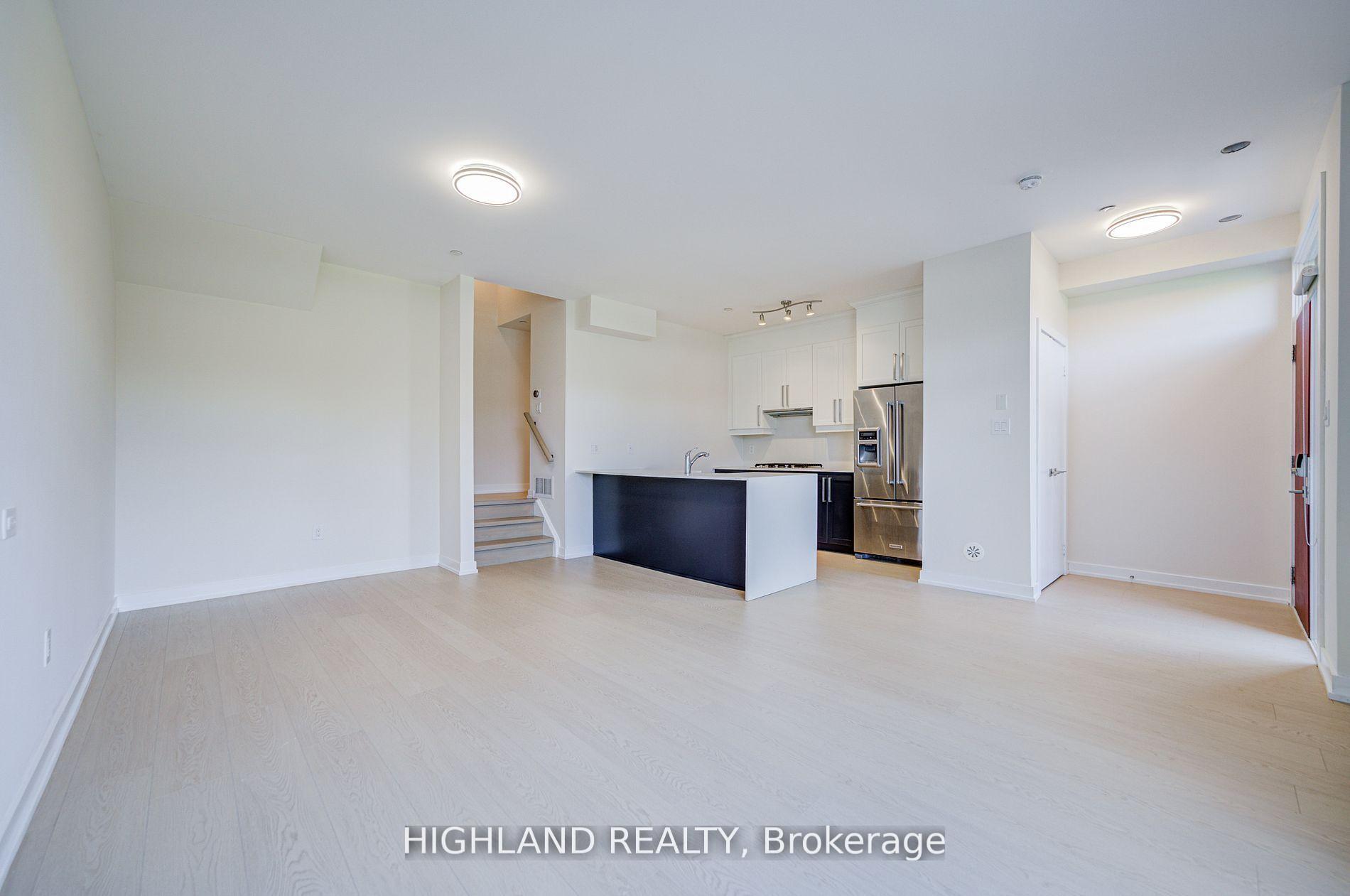 9 - 4070 Parkside Village Drive, Mississauga 5