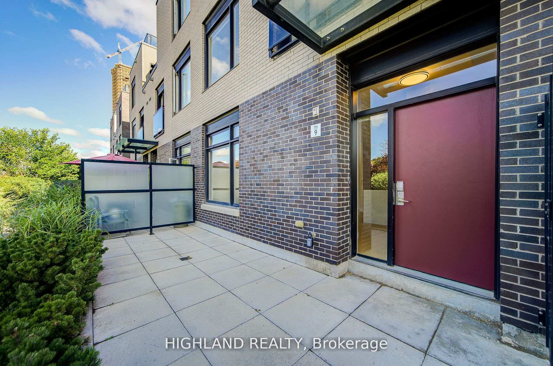 9 - 4070 Parkside Village Drive, Mississauga 2