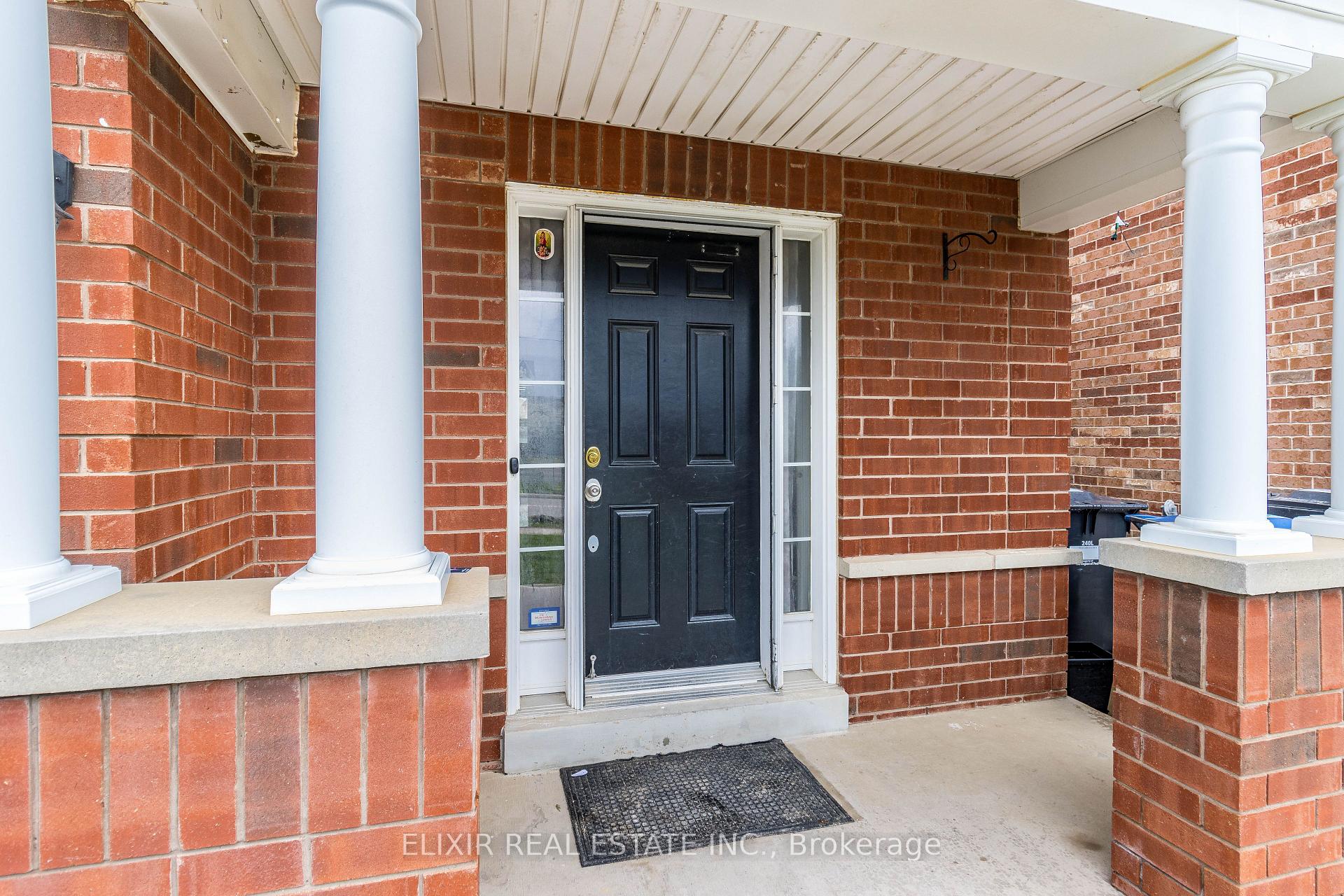 61 Bushmill Circle, Brampton 2