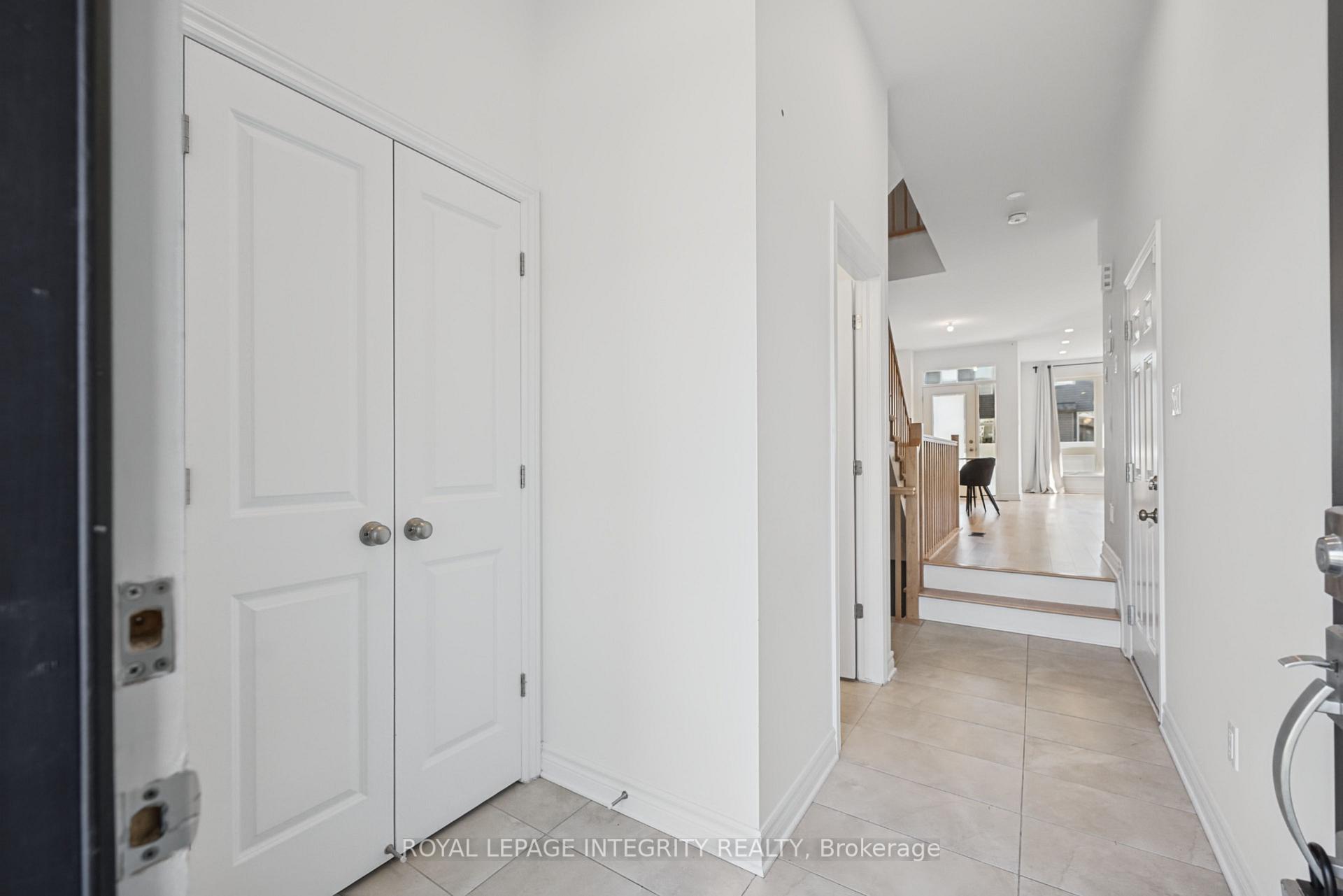 926 Omagaki Way, Ottawa 2