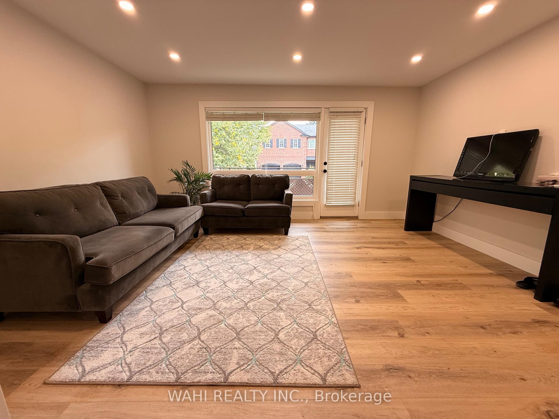 UNIT 2 - 24 Lloyd George Avenue, Toronto 5