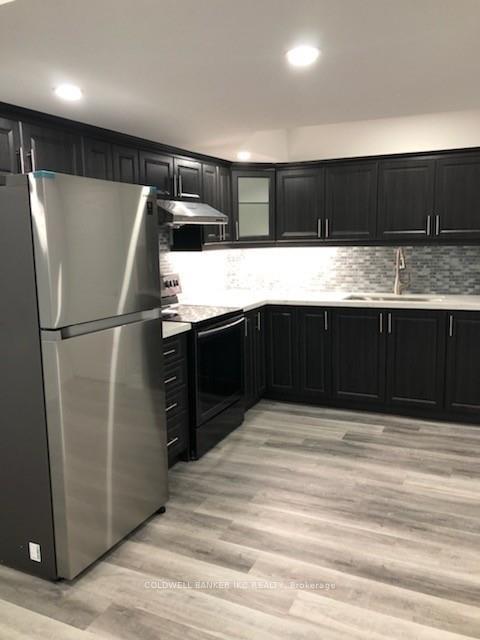 78 Lionhead Golf Club Road, Brampton 2
