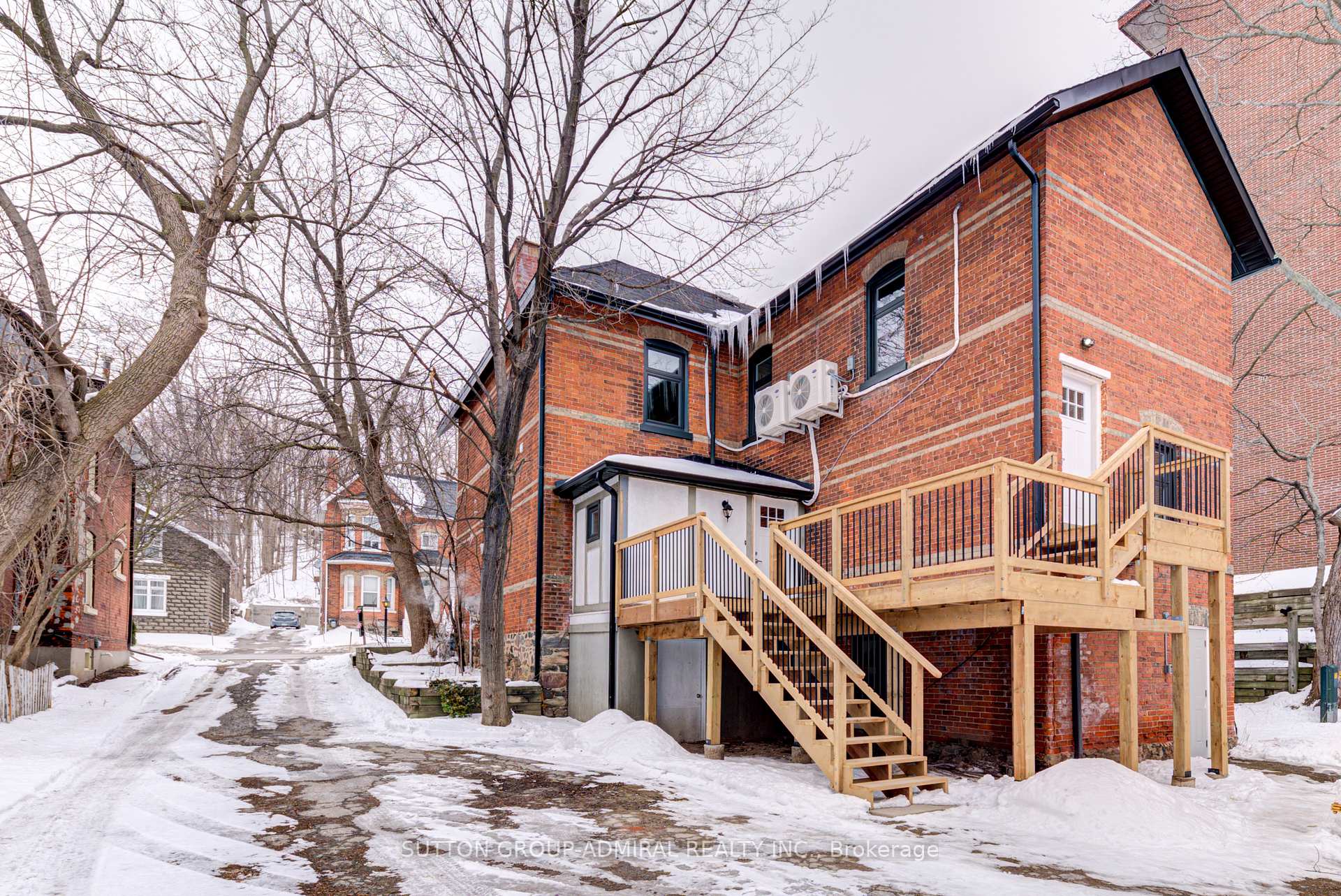 3 - 167 Collier Street, Barrie 2