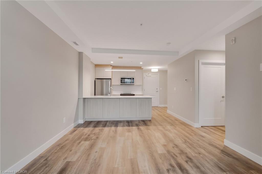 213 - 34 Norman Street, Brantford 2