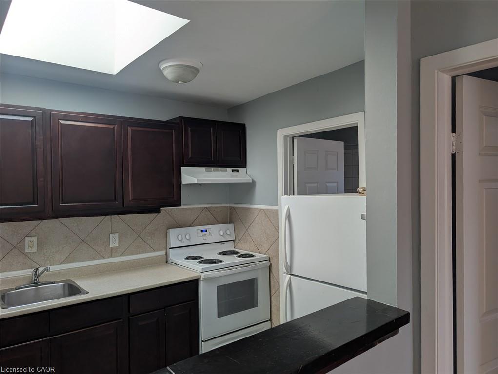 2 - 365 Barton Street E, Hamilton 4