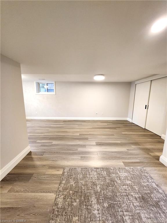 Lower Unit - 404 Nelson Street, Brantford 5