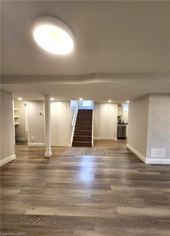 Lower Unit - 404 Nelson Street, Brantford 4