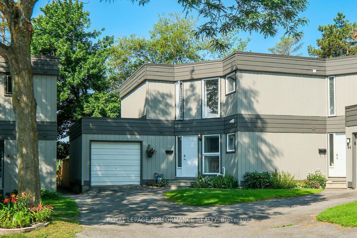 28 - 42 Compata Way, Ottawa 2