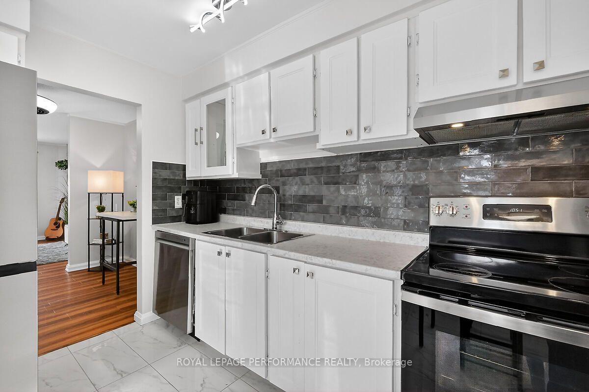 28 - 42 Compata Way, Ottawa 5