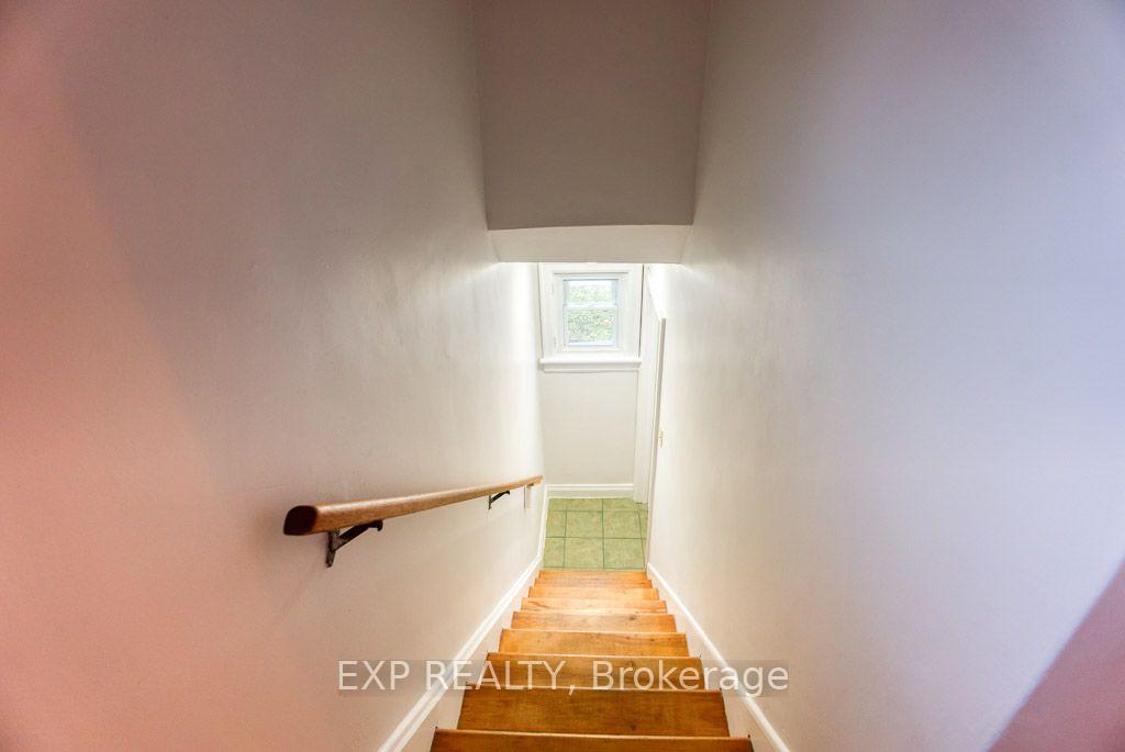 448 Holland Avenue, Ottawa 5
