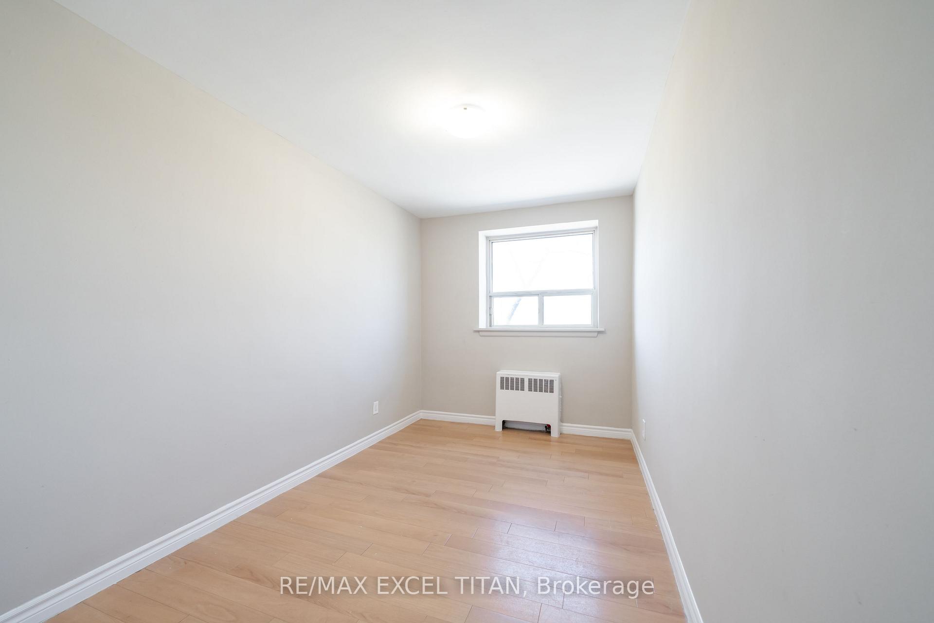 310A - 468 Ottawa Street, Hamilton 4