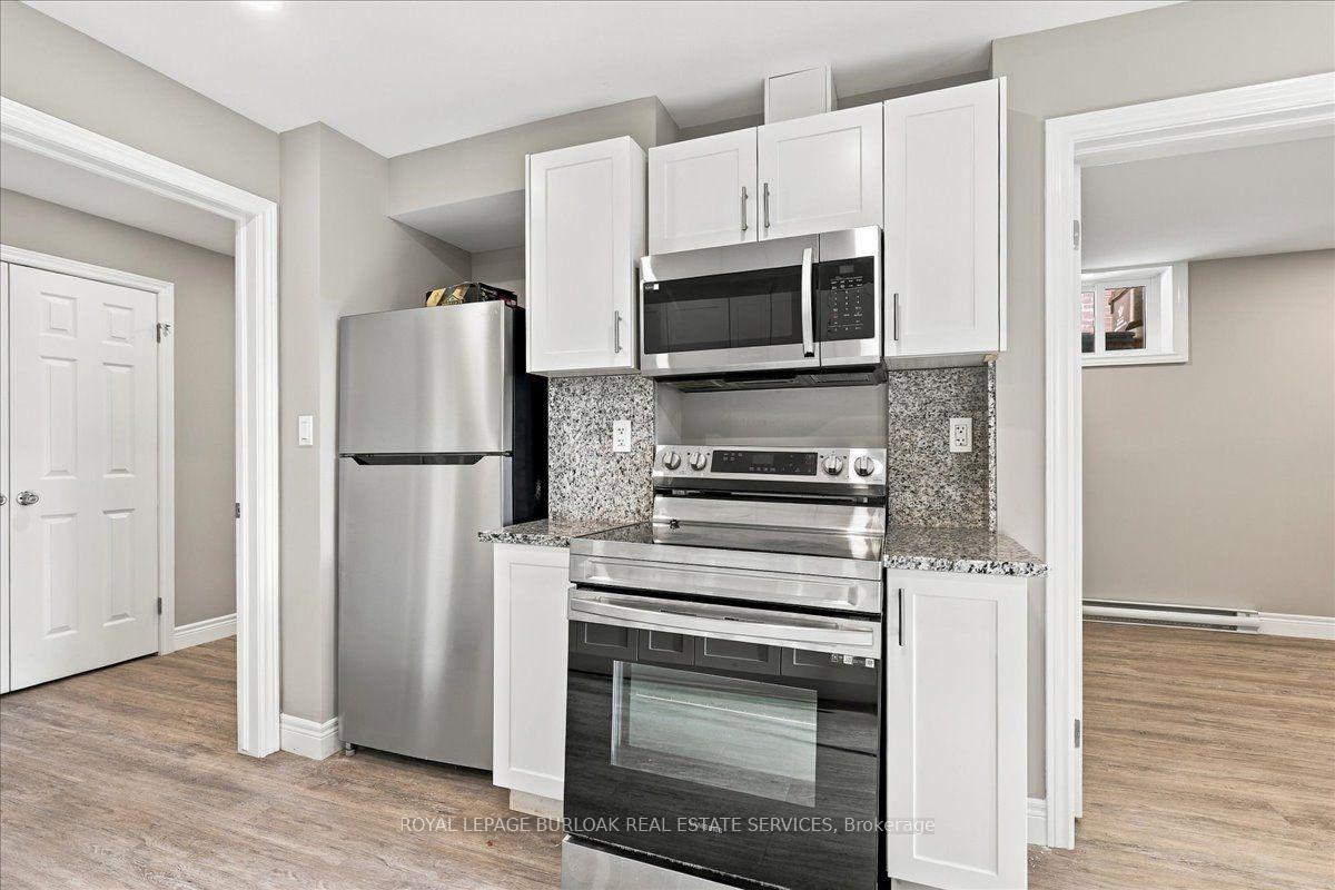 LOWER - 17 Eby Street S, Kitchener 5