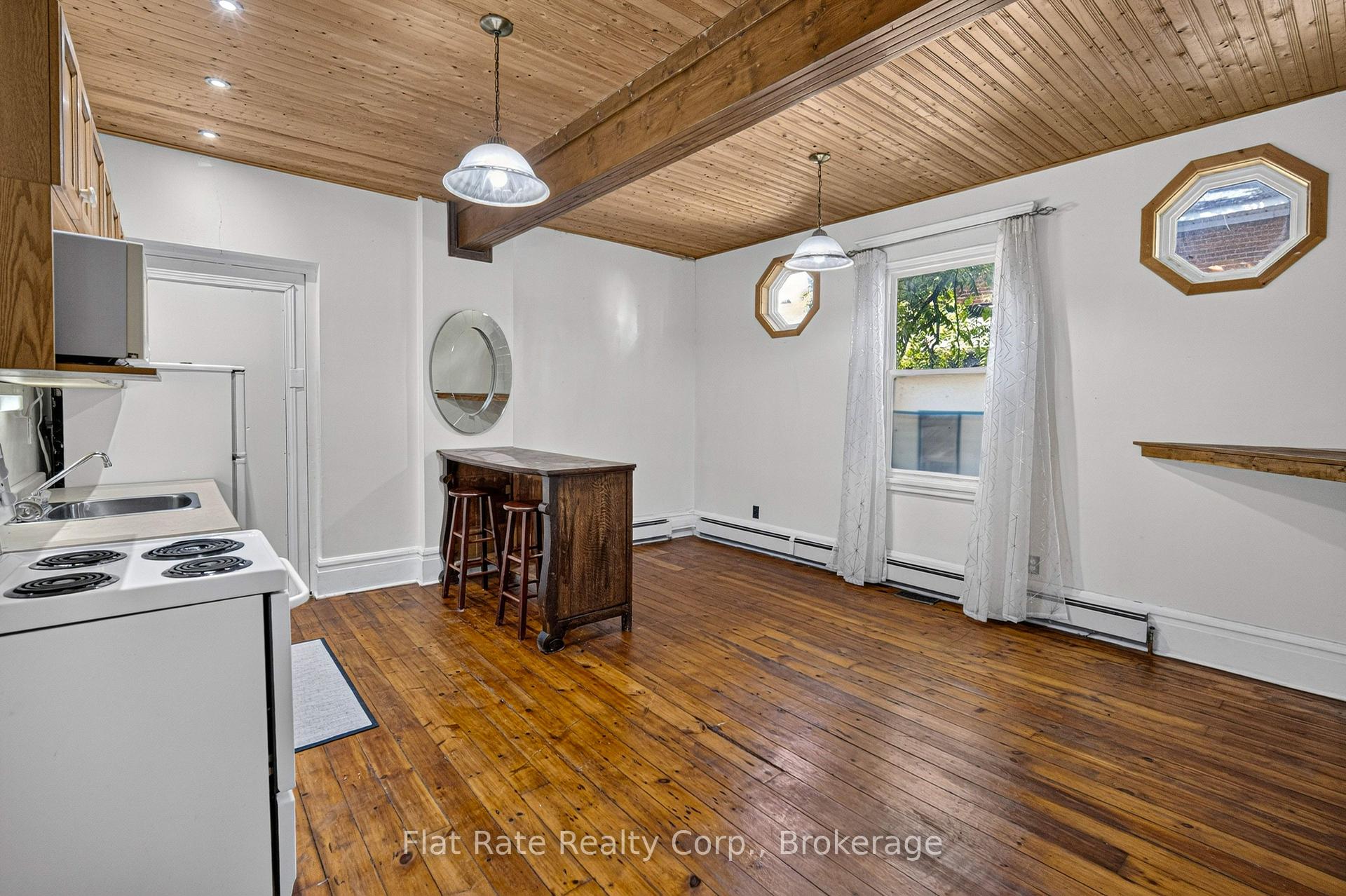#5 - 660 George Street N, Peterborough 4