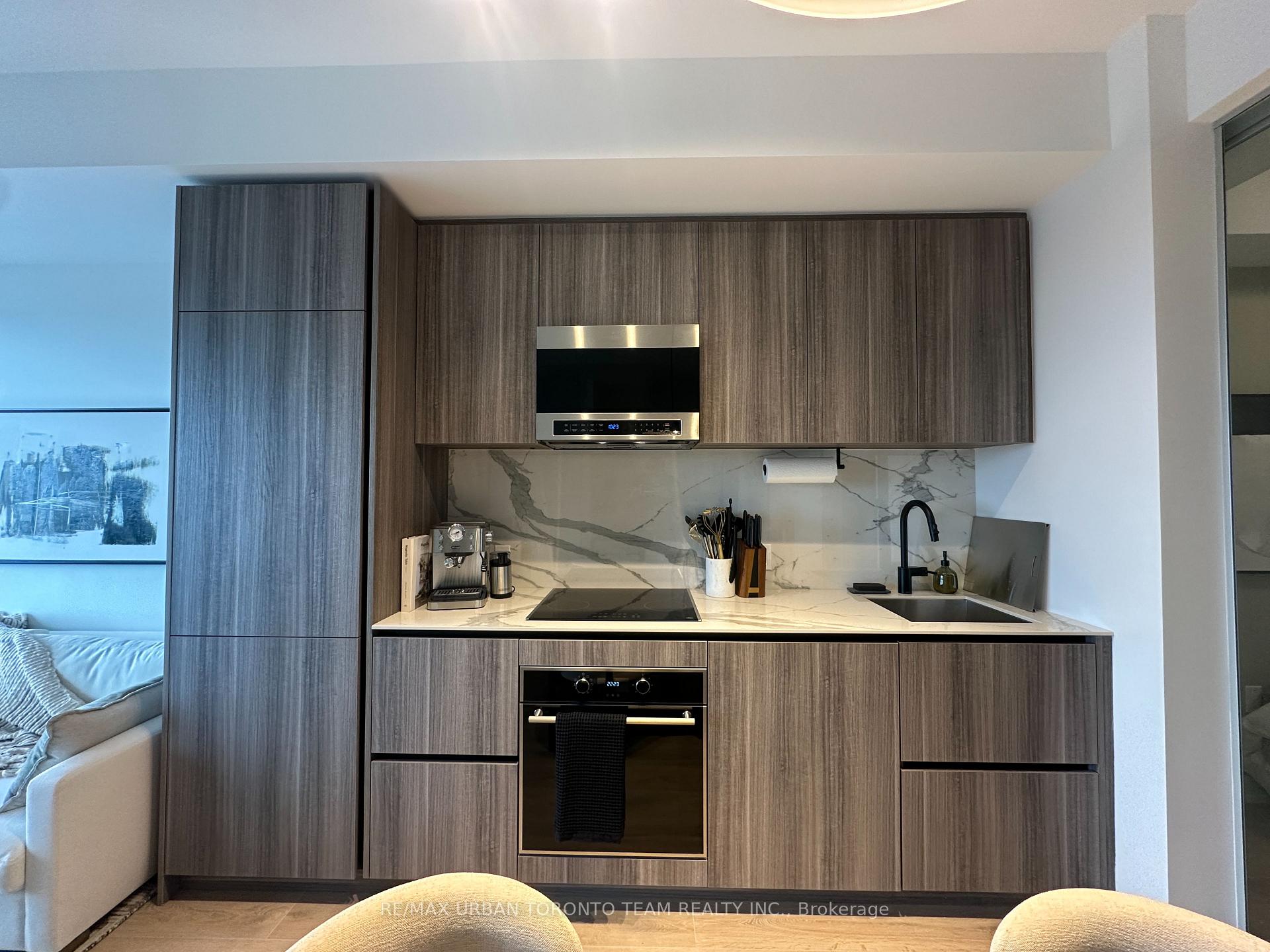 3013 - 127 Broadway Avenue, Toronto 3