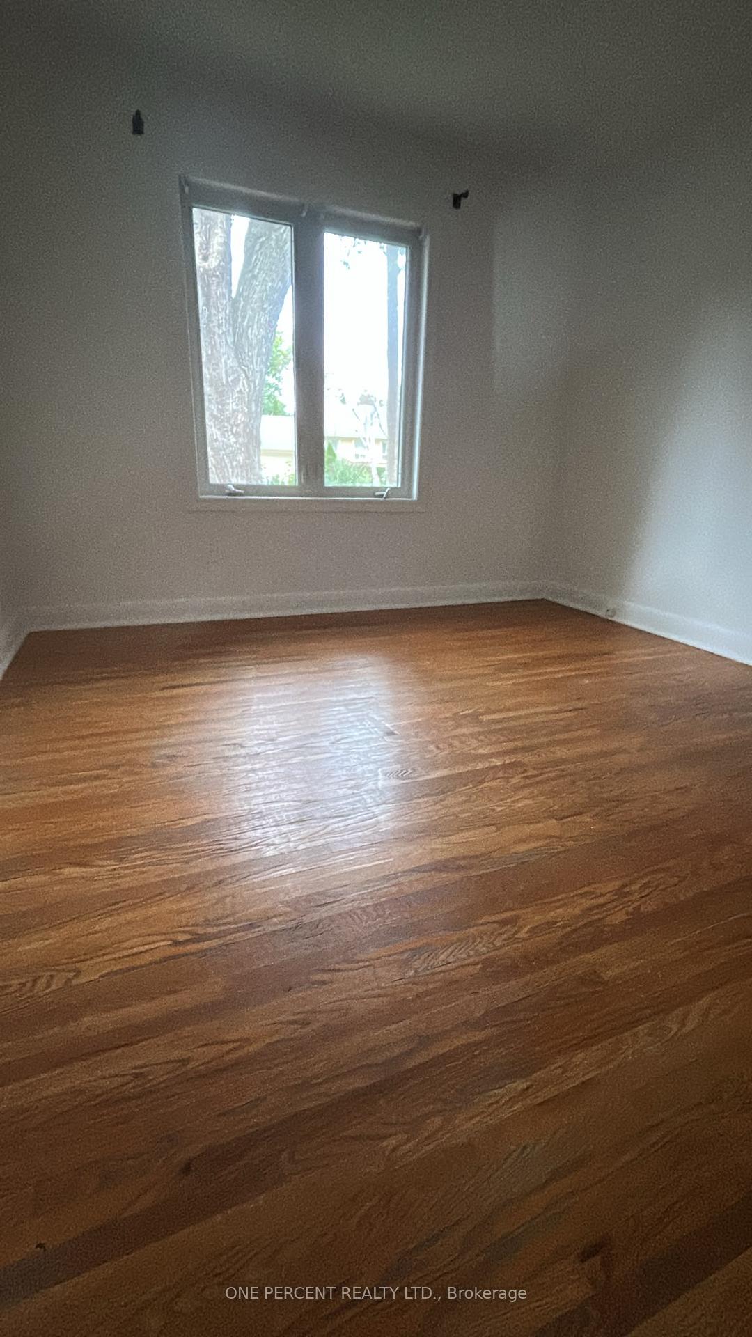 (Main) - 2B Dornfell Street, Toronto 4