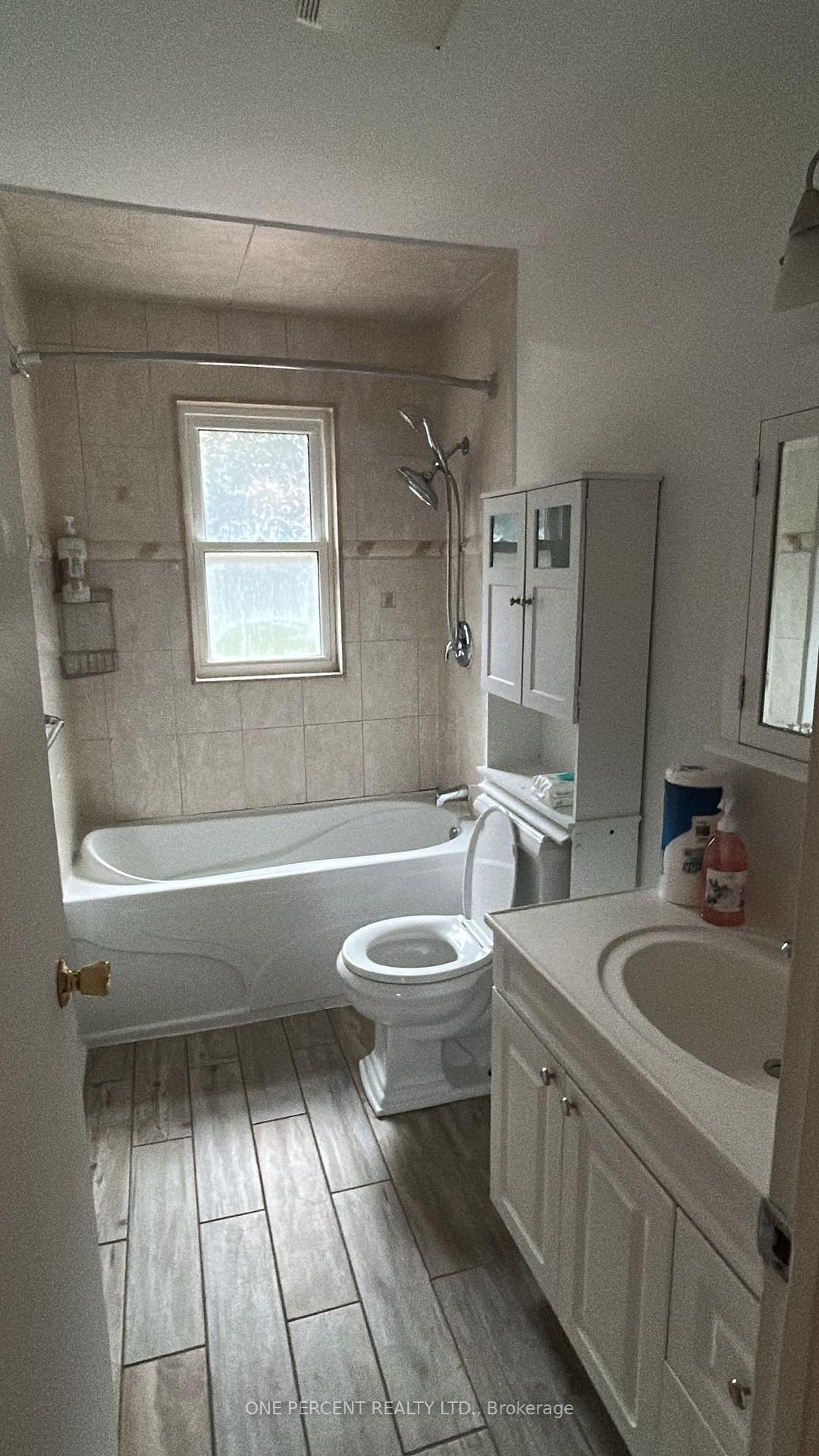 (Main) - 2B Dornfell Street, Toronto 5