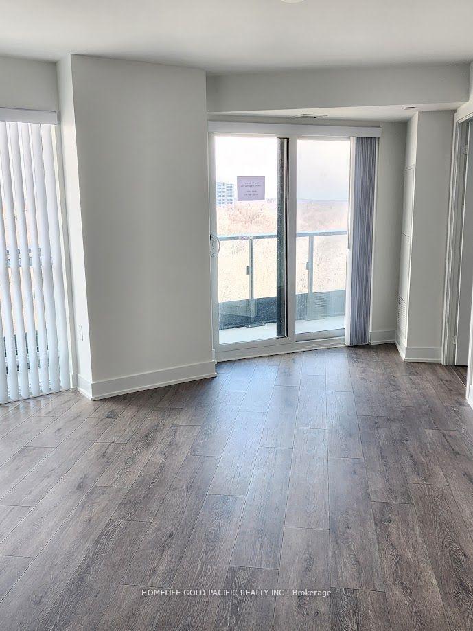 817 - 585 Bloor Street E, Toronto 5