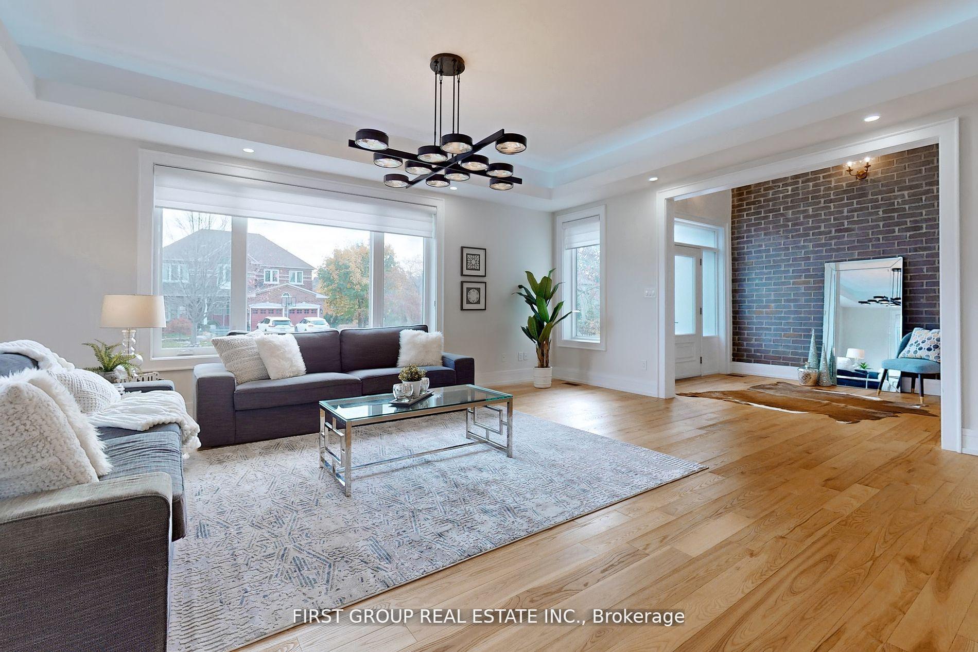 858 Strouds Lane, Pickering 5