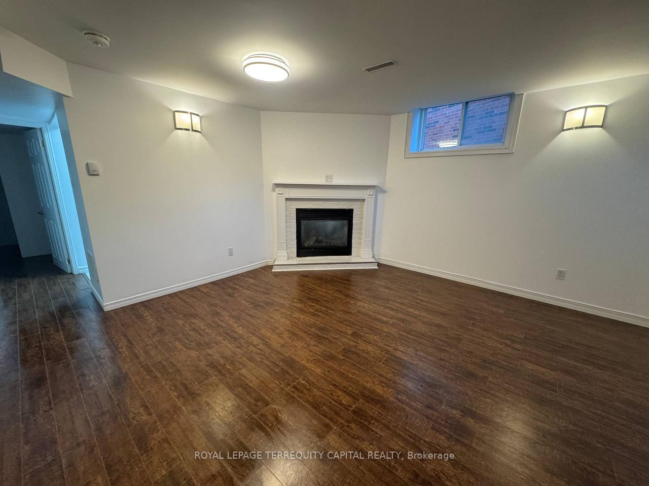 Lower - 64 Copeman Crescent, Barrie 4