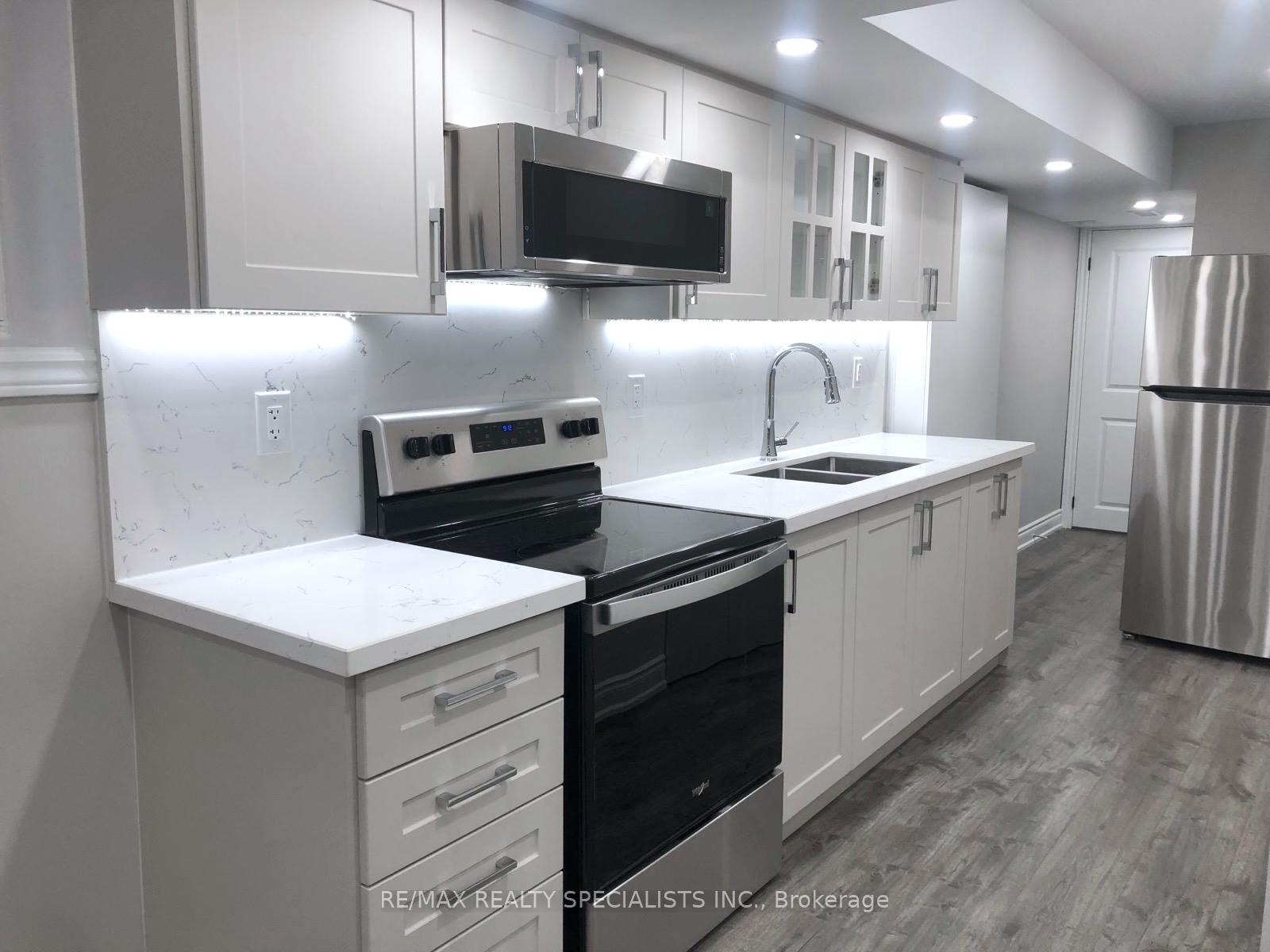 Bsmt - 471 Violet Gate, Milton 2