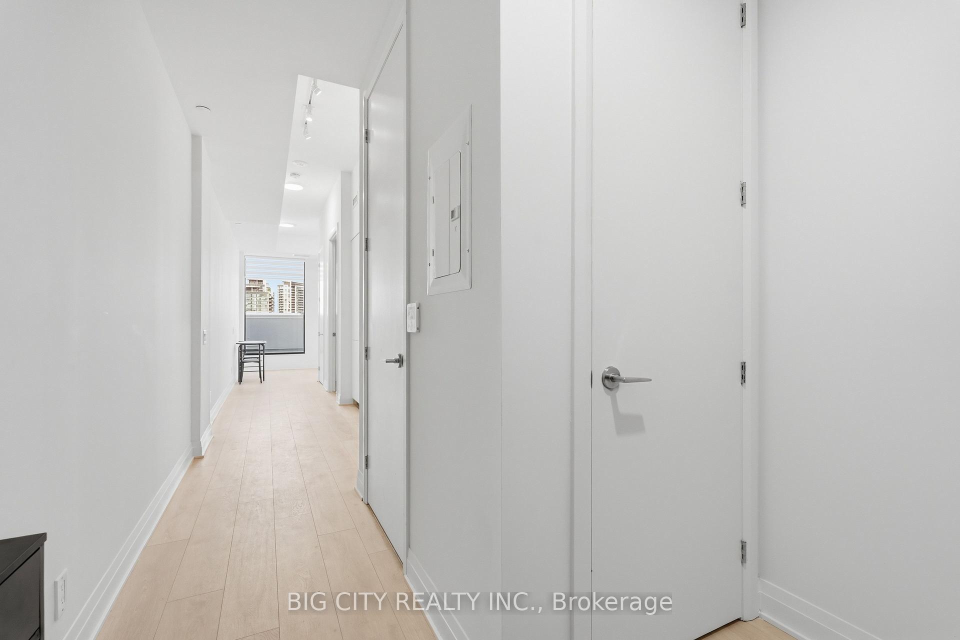 212 - 25 Frederick Todd Way, Toronto 3