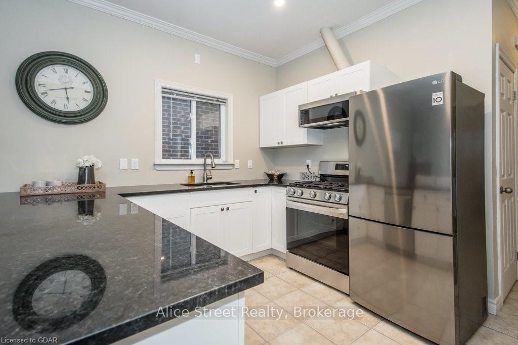Main Unit - 129 Elizabeth Street, Guelph 3