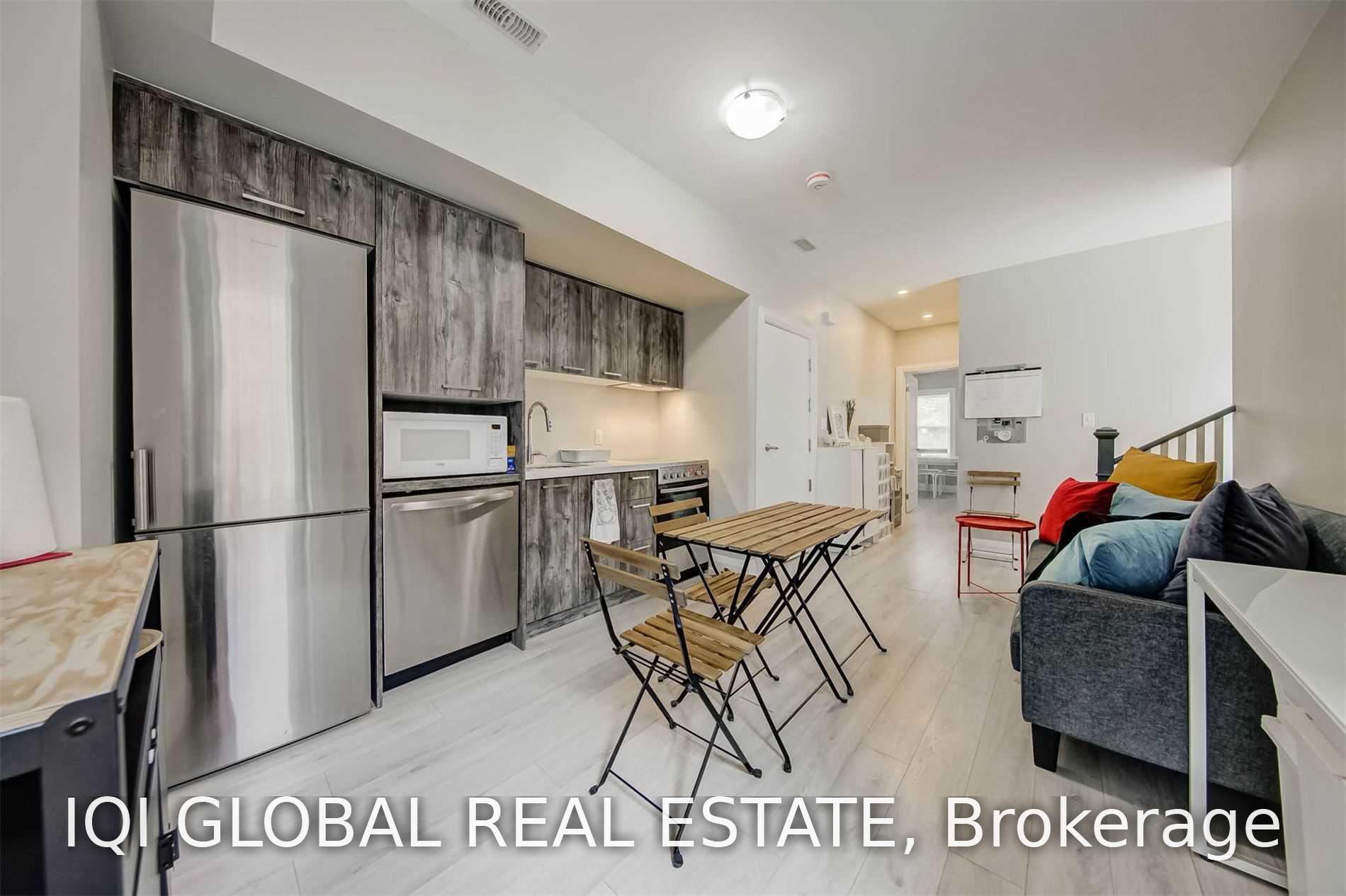 2nd Floor Unit - 142 Grace Street, Toronto 5