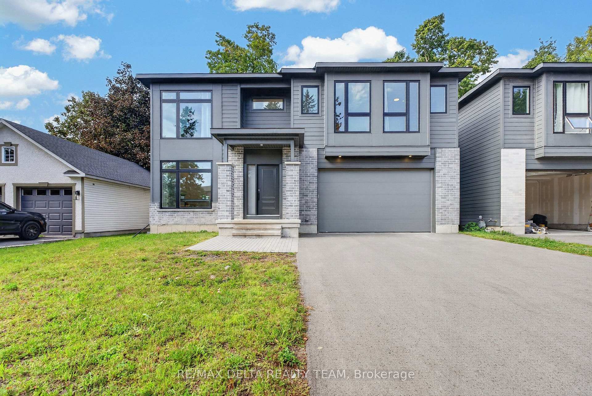 45 St Claire Avenue, Ottawa