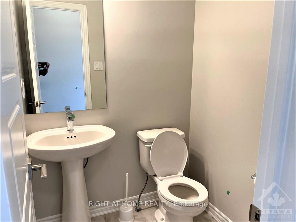 681 ALLIED Mews, Ottawa 3