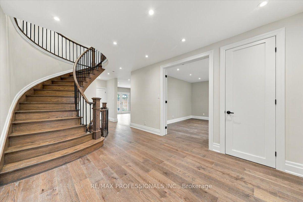 53 Edenvale Crescent, Toronto 3
