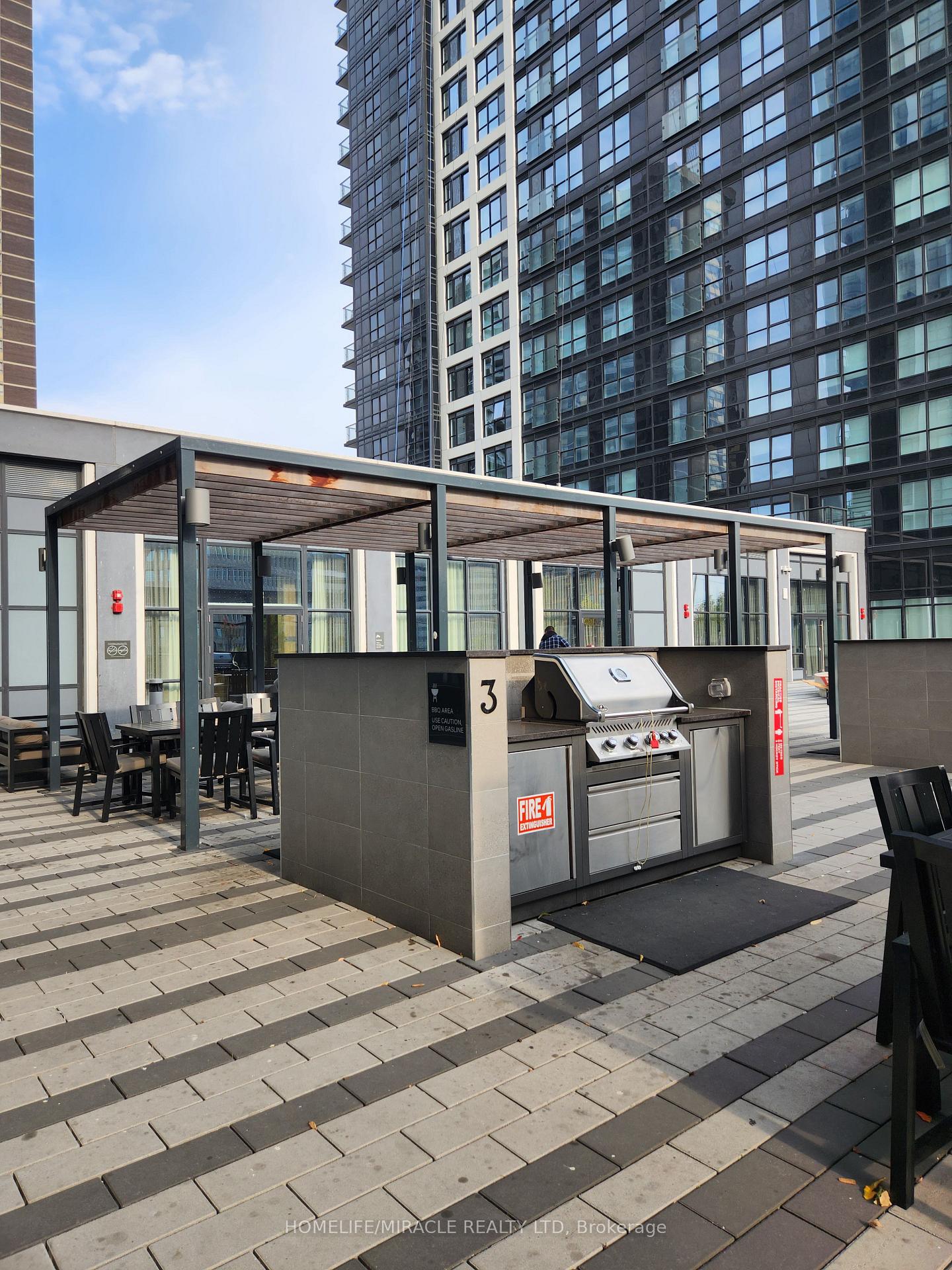 3230 - 5 Mabelle Avenue, Toronto 5