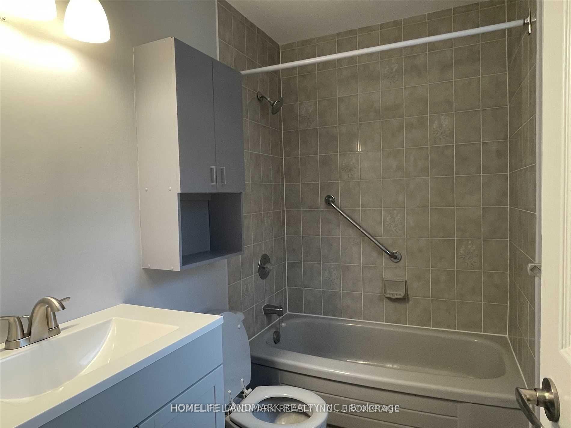 Upper - 2 Gibbon Drive, Barrie 4