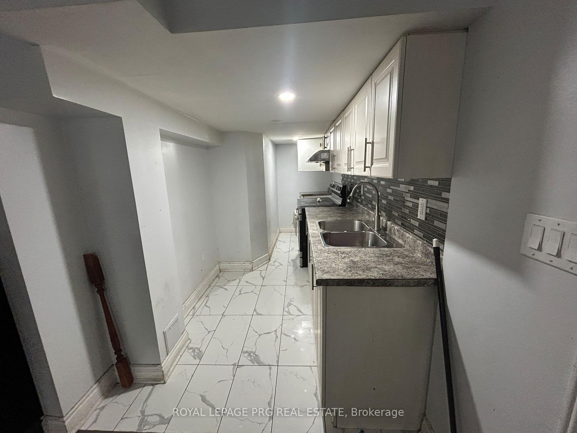 A - 11 Villagewood Street, Brampton 4