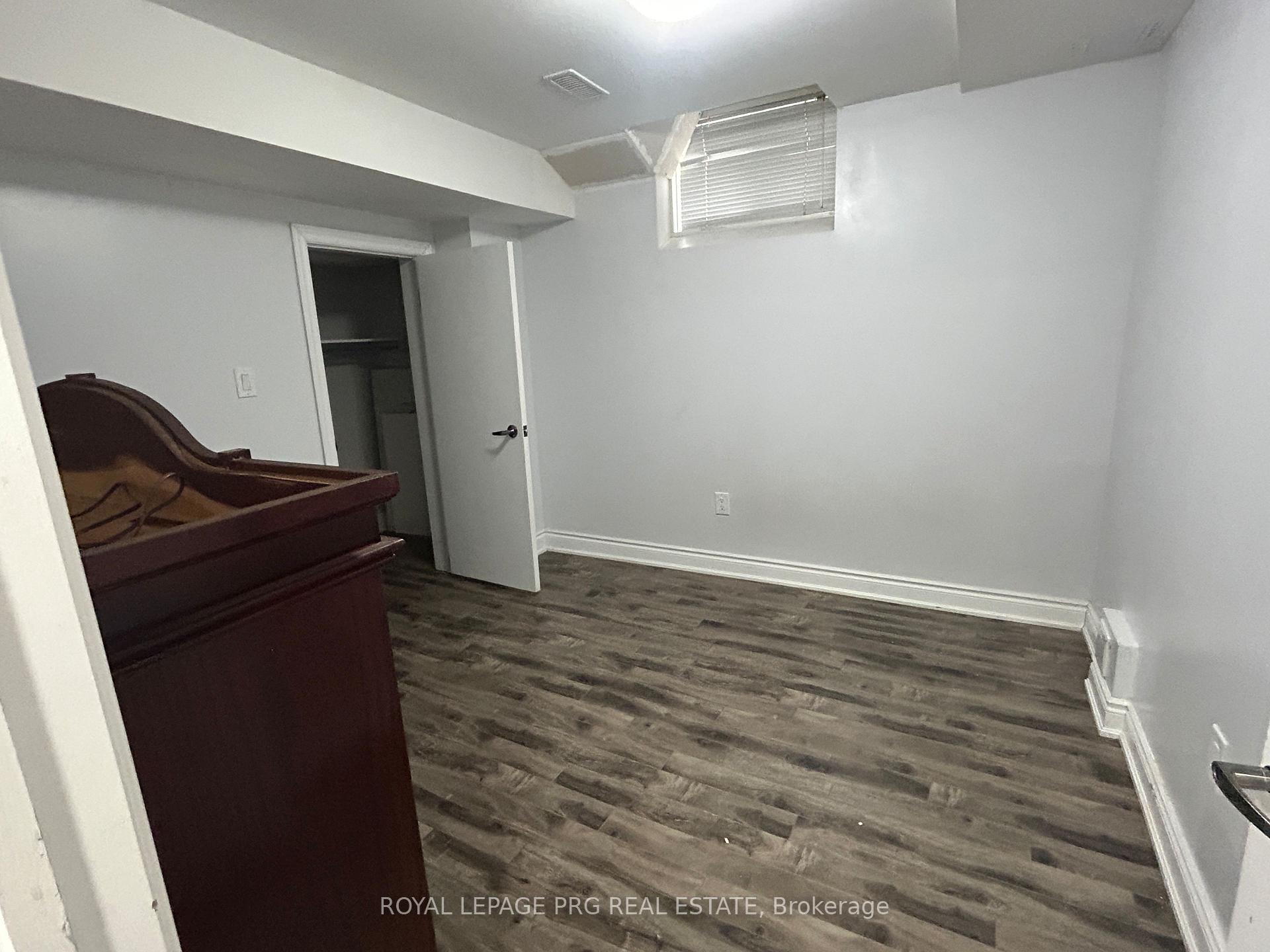 B - 11 Villagewood Street, Brampton 3
