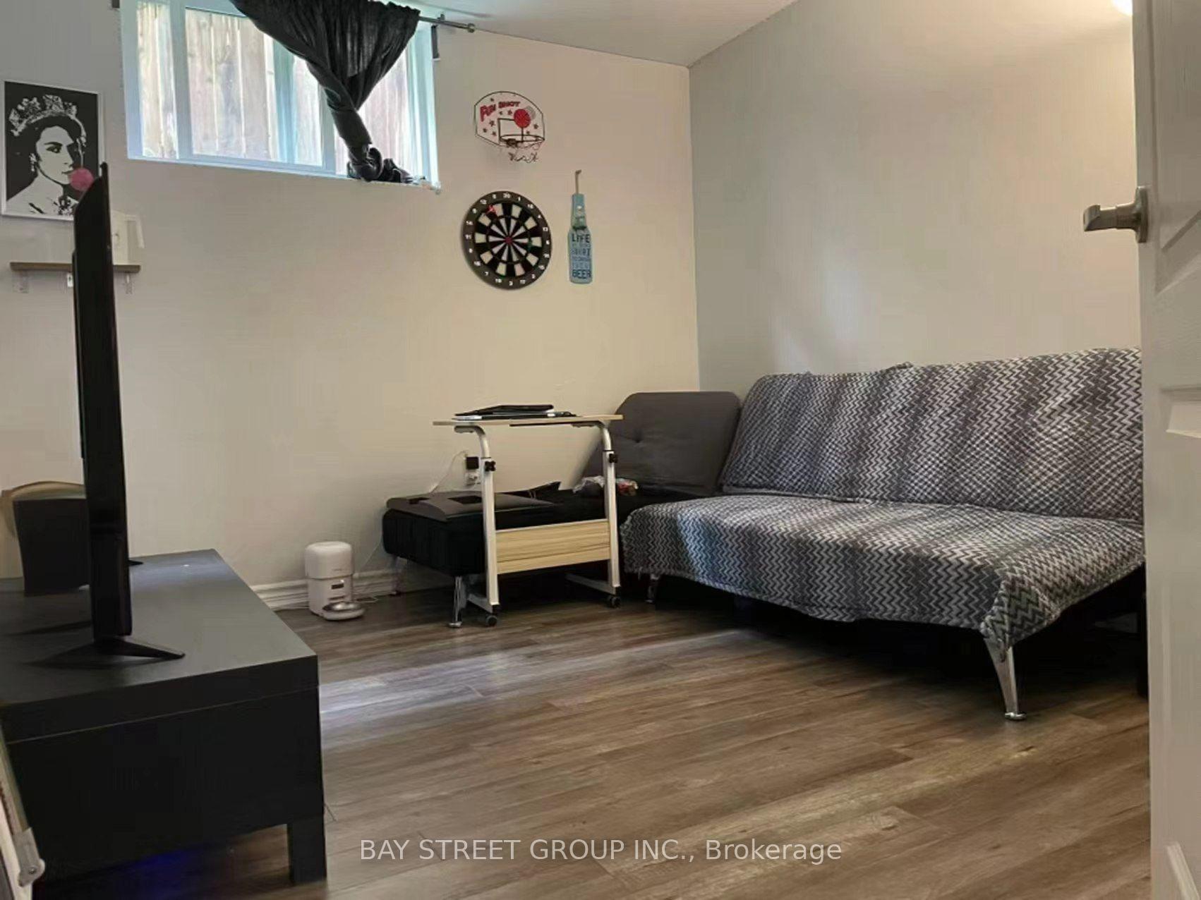 Bsmt - 191 Pleasant Avenue, Toronto 2