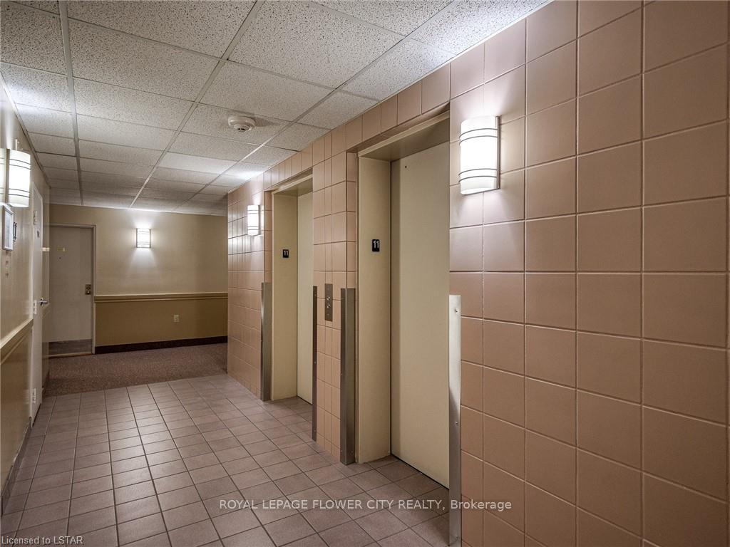 707 - 860 Commissioners Road, London South 4
