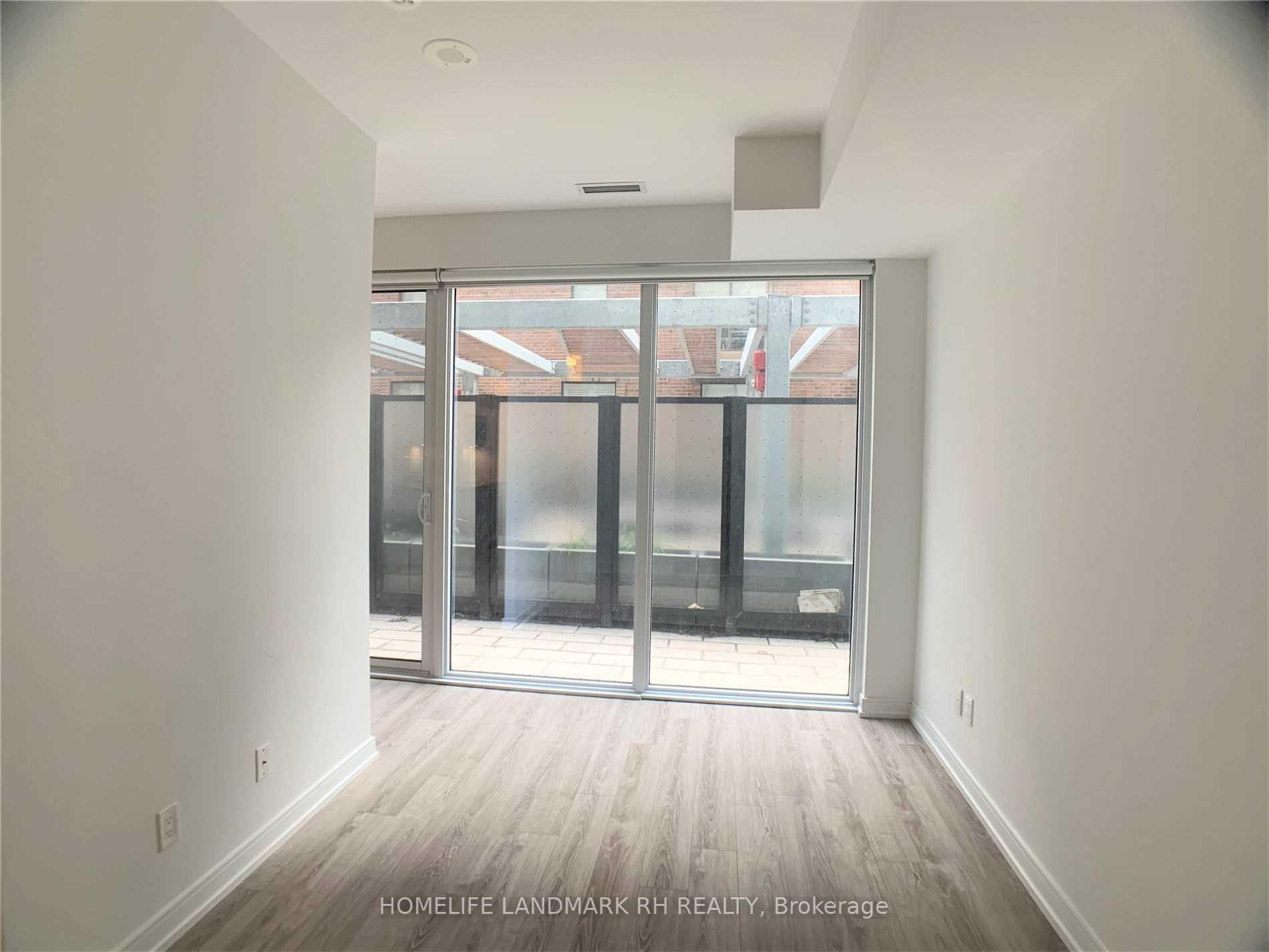 208 - 28 Wellesley Street E, Toronto 4