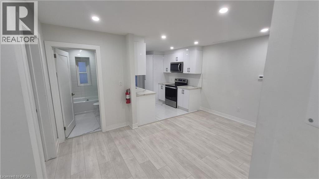 2U - 35 WELLINGTON Street Unit# 2U, Brantford 2