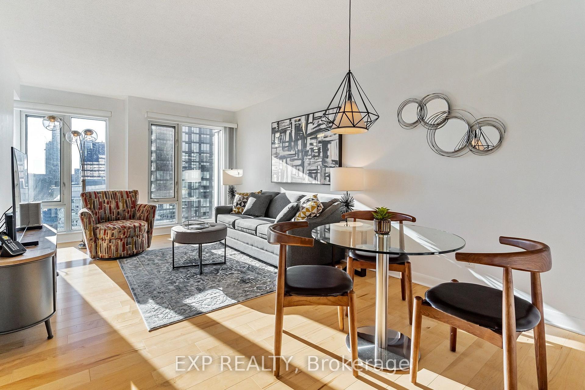 3205 - 210 Victoria Street, Toronto